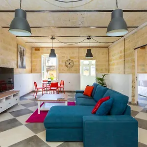 Collection - St Pauls Appartement
