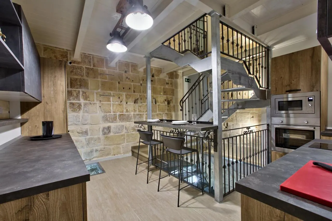 Chateau La Vallette - L-Ghorfa Suite Valletta Pensiune
